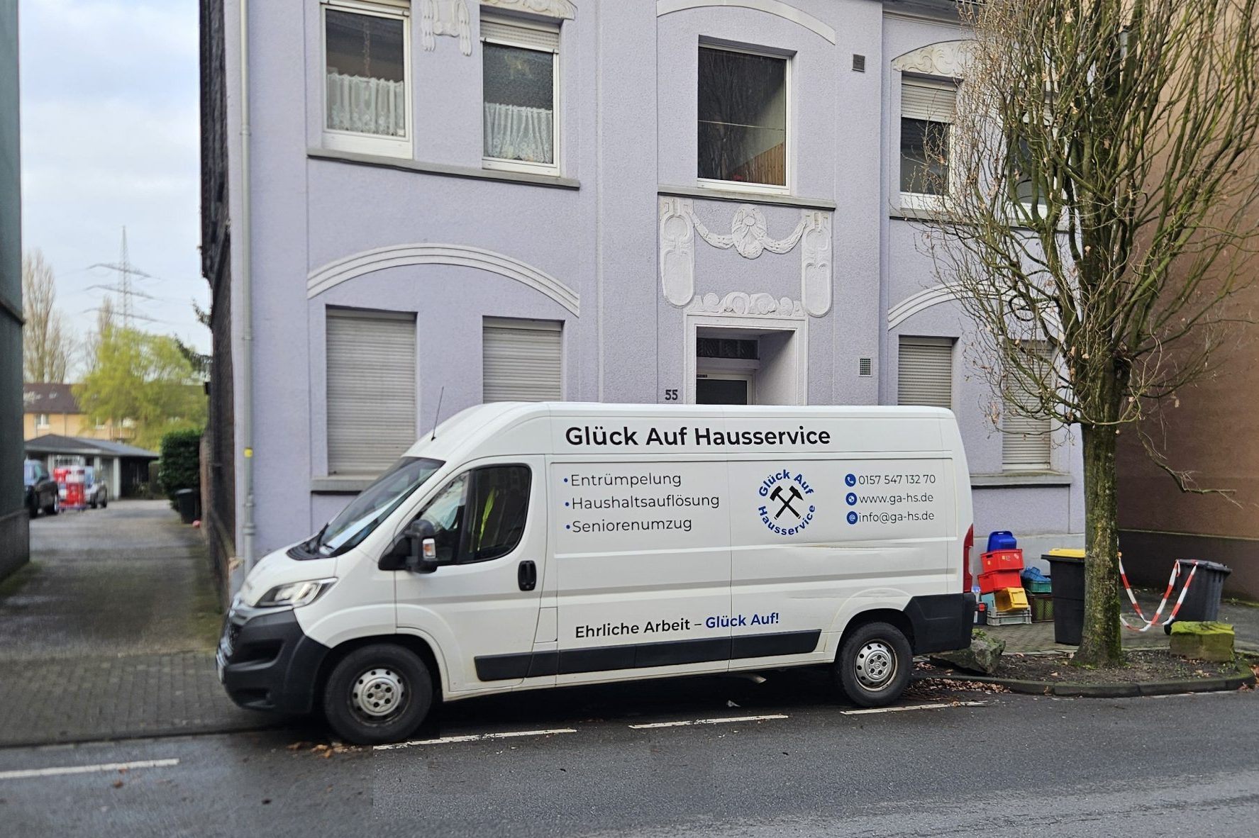 Möbelabholung Bochum Transporter für Möbelabholung und Abtransport in Bochum